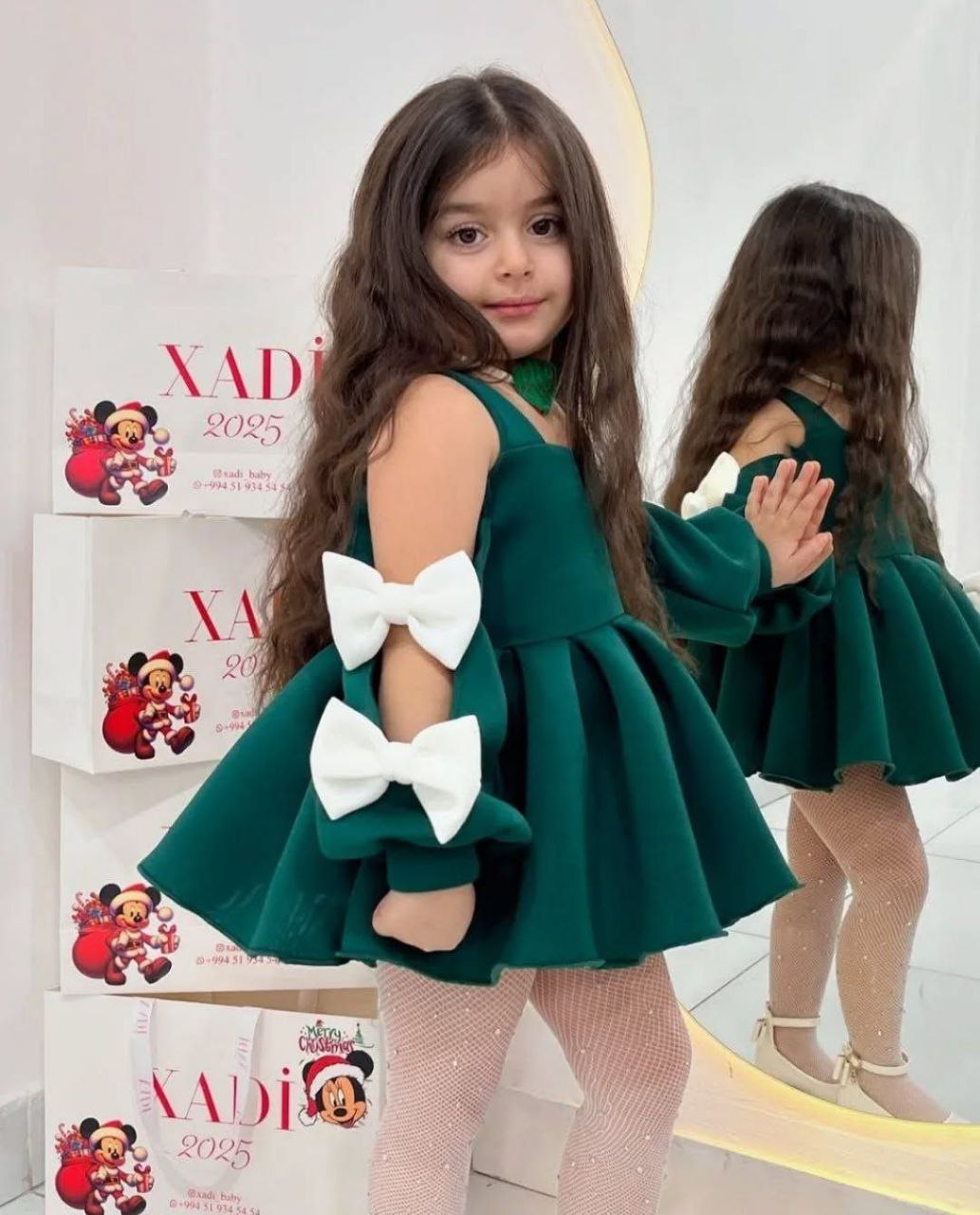 Emerald Elegance Girls’ Party Dress with White Bow Sleeves
